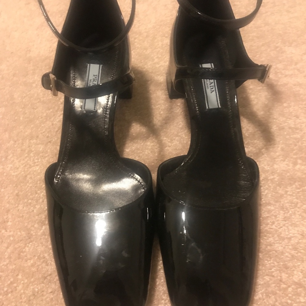 Brand new prada patent shoes